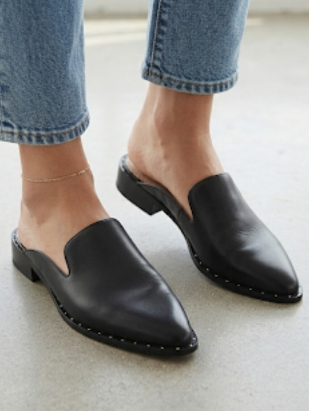 Sam Edelman Lewellyn Mules, Pointed Toe Black Size